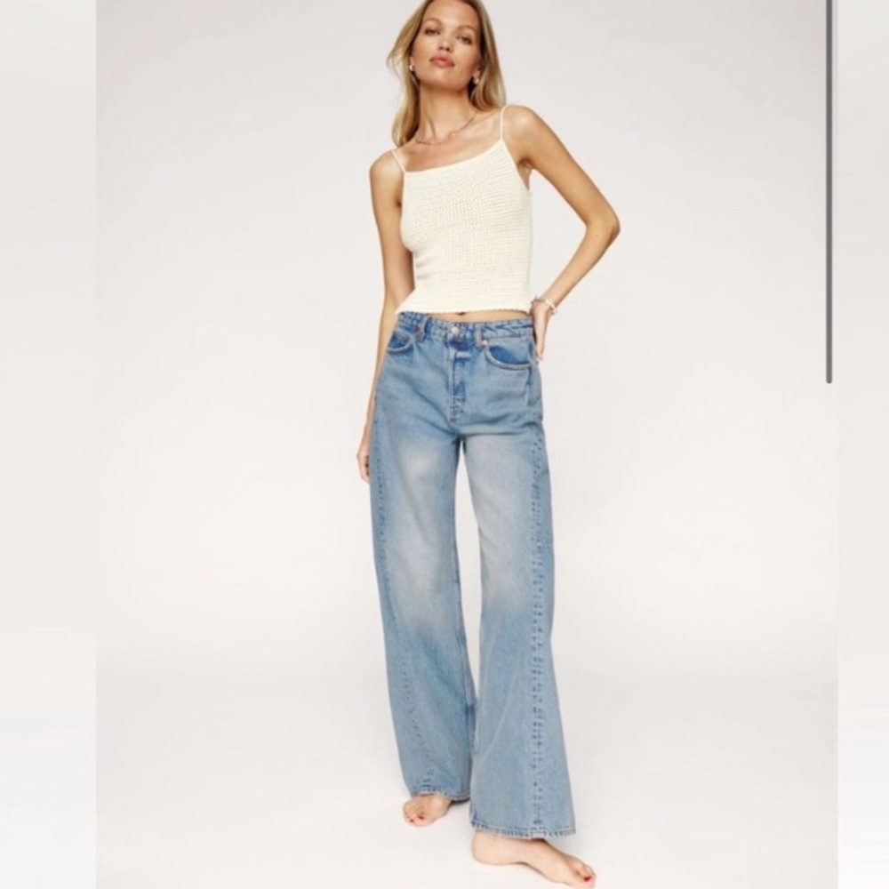 Reformation Alanis Mid Rise Barrel Leg Jeans in color Atwood